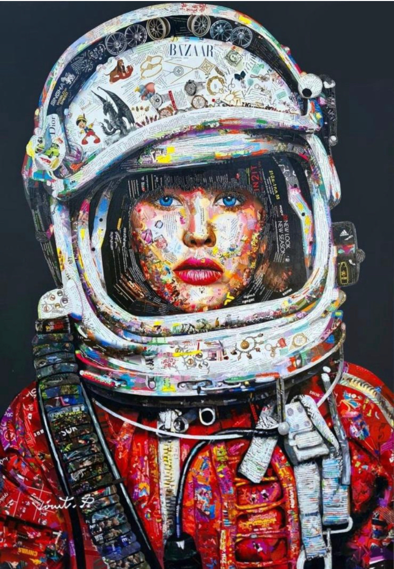 Astronaut Lady